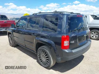 2014 Jeep Patriot Latitude with VIN 1C4NJPFA0ED848908, listed as a IAAI auction lot 41994006 with 131,122 mi miles and . Bid and sale history available at carsss.com. Image 3.