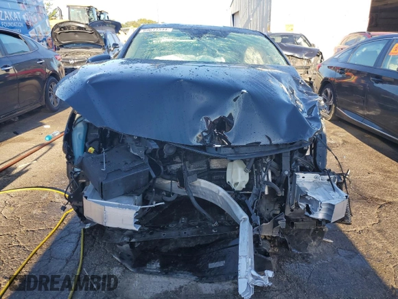 2018 Honda Clarity Plug-In Hybrid with VIN JHMZC5F17JC002743, listed as a Copart auction lot 69611544 with 0 mi miles and Salvage Title. Bid and sale history available at carsss.com. Image 5.