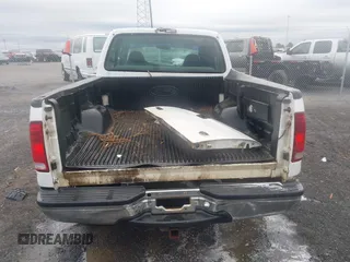 1999 Ford F-350 XL с VIN 1FTSW30F3XED77481, выставлен на аукционе IAAI как лот 41465113 с пробегом 204 086 миль миль и . История ставок и продаж доступна на DreamBid. Изображение 16.