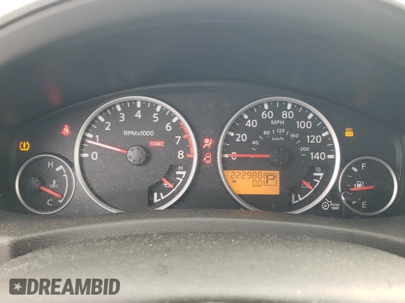 2011 Nissan Pathfinder S z VIN 5N1AR1NN2BC608233, wystawiony jako Copart lot #84713034 z przebiegiem 222 988 mil mil oraz Czysty tytuł • Clean title. Historia ofert i sprzedaży dostępna na DreamBid. Obrazek 9.
