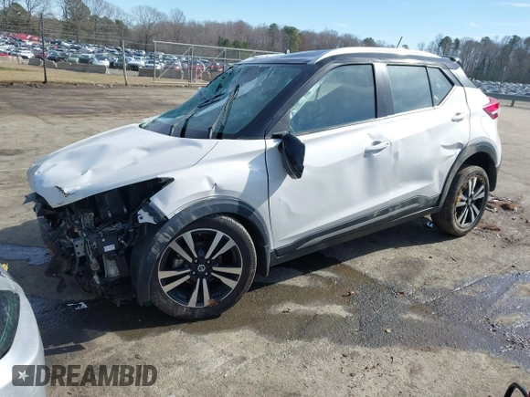 2019 Nissan Kicks SR with VIN 3N1CP5CU1KL538879, listed as a IAAI auction lot 41588710 with 118,002 mi miles. Bid and sale history available at carsss.com. Image 16.