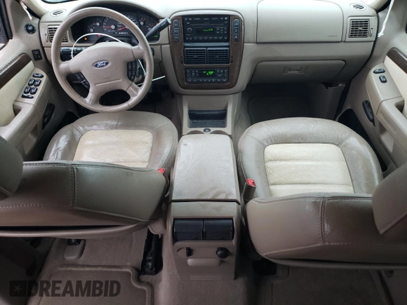 2004 Ford Explorer Eddie Bauer z VIN 1FMDU74K84UA35938, wystawiony jako Copart lot #84904194 z przebiegiem 82 976 mil mil oraz Szkoda całkowita • Salvage title. Historia ofert i sprzedaży dostępna na DreamBid. Obrazek 8.