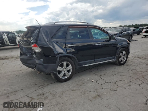 2012 Kia Sorento EX z VIN 5XYKU4A26CG252144, wystawiony jako Copart lot #56290995 z przebiegiem 220 802 mil mil oraz Szkoda całkowita • Salvage title. Historia ofert i sprzedaży dostępna na DreamBid. Obrazek 3.