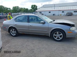 2001 Nissan Maxima GXE с VIN JN1CA31D11T838098, выставлен на аукционе IAAI как лот 42248978 с пробегом 180 614 миль миль и . История ставок и продаж доступна на DreamBid. Изображение 13.
