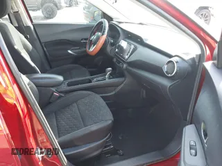 2021 Nissan Kicks SV with VIN 3N1CP5CV4ML529413, listed as a IAAI auction lot 41341916 with 55,118 mi miles. Bid and sale history available at carsss.com. Image 5.