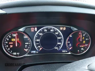 2025 Chevrolet Blazer RS z VIN 3GNKBKRSXSS110026, wystawiony jako IAAI lot #42020659 z przebiegiem 1507 mil mil oraz . Historia ofert i sprzedaży dostępna na DreamBid. Obrazek 7.