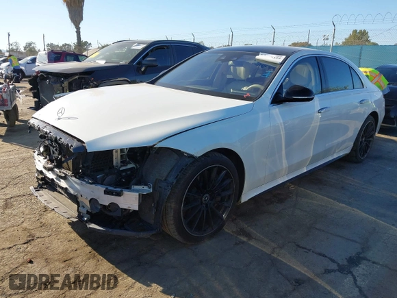2022 Mercedes-Benz S 580 with VIN W1K6G7GB7NA155903, listed as a IAAI auction lot 41867399 with 60,573 mi miles and . Bid and sale history available at DreamBid. Image 20.