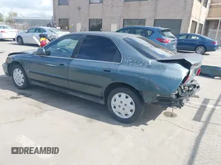 1996 Honda Accord LX with VIN 1HGCD5636TA182464, listed as a IAAI auction lot 41867521 with 191,832 mi miles and . Bid and sale history available at carsss.com. Image 3.