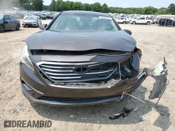 2016 Hyundai Sonata SE z VIN 5NPE24AF3GH291231, wystawiony jako Copart lot #59348905 z przebiegiem 174 874 mil mil oraz Szkoda całkowita • Salvage title. Historia ofert i sprzedaży dostępna na DreamBid. Obrazek 5.