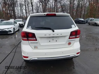 2017 Dodge Journey Crossroad Plus z VIN 3C4PDCGB8HT517069, wystawiony jako IAAI lot #41553745 z przebiegiem 77 926 mil mil oraz . Historia ofert i sprzedaży dostępna na DreamBid. Obrazek 16.