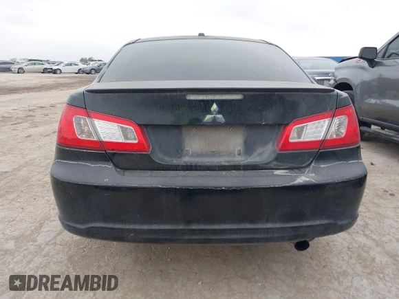 2010 Mitsubishi Galant ES z VIN 4A32B3FF9AE007742, wystawiony jako IAAI lot #42032505 z przebiegiem 248 472 mil mil oraz . Historia ofert i sprzedaży dostępna na DreamBid. Obrazek 17.