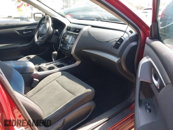 2015 Nissan Altima 2.5 S with VIN 1N4AL3AP1FC100503, listed as a IAAI auction lot 41850289 with 146,745 mi miles. Bid and sale history available at carsss.com. Image 5.