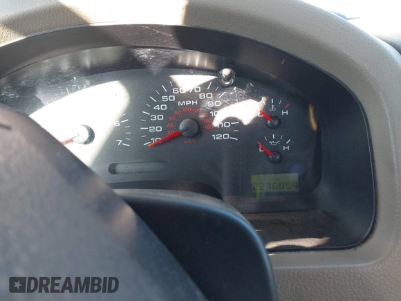2007 Ford F-150 XL with VIN 1FTRF12217NA44838, listed as a IAAI auction lot 41775260 with 227,689 mi miles. Bid and sale history available at carsss.com. Image 7.