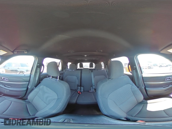 2019 Ford Explorer XLT с VIN 1FM5K8DH1KGA37725, выставлен на аукционе Copart как лот 56255315 с пробегом 56 501 миль миль и Списание • Salvage title. История ставок и продаж доступна на DreamBid. Изображение 16.
