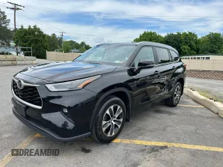 2023 Toyota Highlander L with VIN 5TDKDRBH3PS043825, listed as a Copart auction lot 63641485 with 37,720 mi miles and Clean title. Bid and sale history available at DreamBid. Image 1.