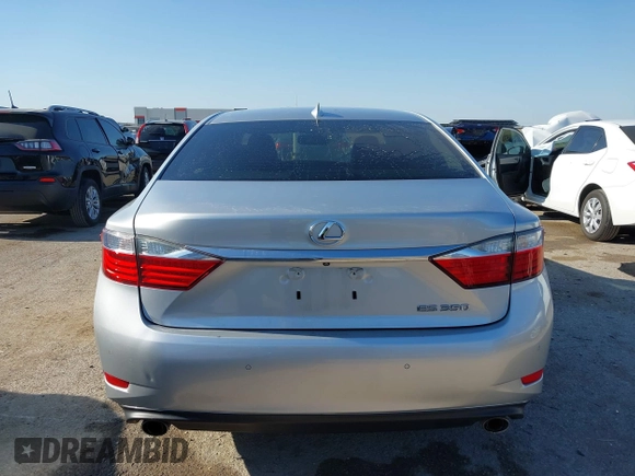 2015 Lexus ES 330 with VIN JTHBK1GG2F2179200, listed as a IAAI auction lot 42035802 with 149,275 mi miles and . Bid and sale history available at DreamBid. Image 17.