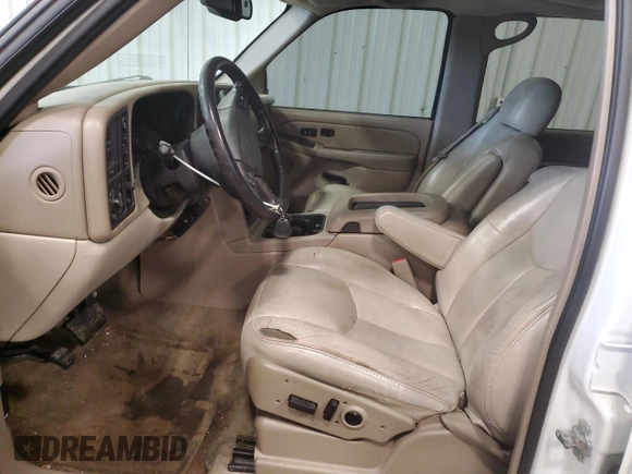 2006 Chevrolet Suburban Z71 with VIN 3GNFK16Z96G128166, listed as a Copart auction lot 52142095 with 167,079 mi miles and Non Repairable. Bid and sale history available at carsss.com. Image 7.