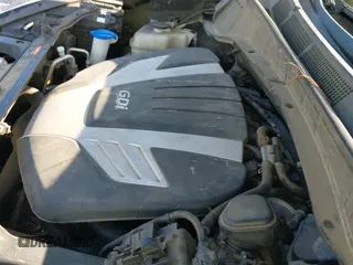 2014 Hyundai Santa Fe GLS with VIN KM8SN4HF8EU056015, listed as a IAAI auction lot 42684947 with 155,291 mi miles and . Bid and sale history available at DreamBid. Image 16.