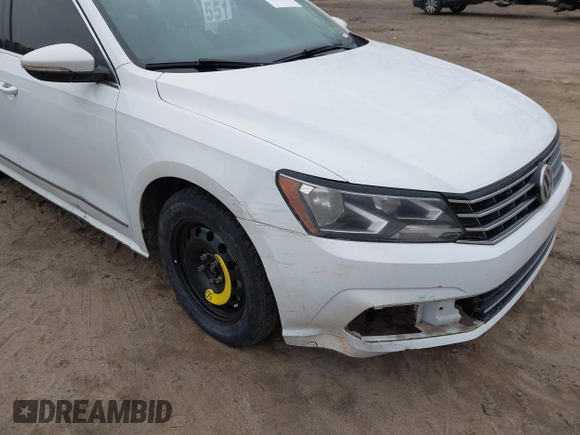 2016 Volkswagen Passat SE z VIN 1VWBS7A30GC013454, wystawiony jako IAAI lot #41477109 z przebiegiem 134 027 mil mil oraz . Historia ofert i sprzedaży dostępna na DreamBid. Obrazek 6.