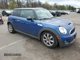 2007 MINI Hardtop S with VIN WMWMF735X7TL89784, listed as a Copart auction lot 55875985 with 98,380 mi miles and Clean Title. Bid and sale history available at DreamBid. Image 4.