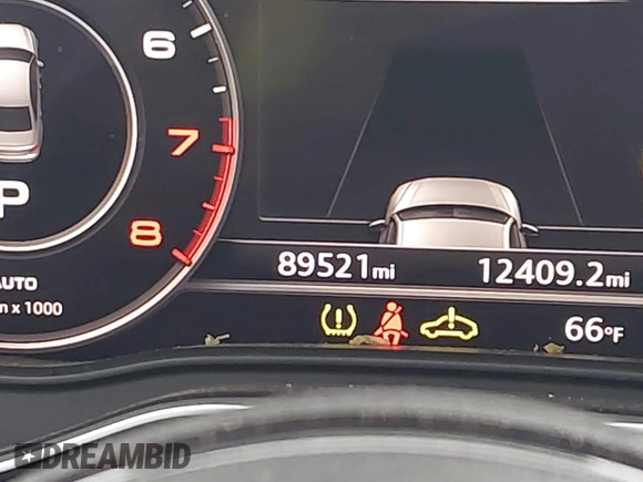 2018 Audi A4 Premium Plus z VIN WAUENAF43JN012300, wystawiony jako IAAI lot #42175129 z przebiegiem 89 521 mil mil oraz . Historia ofert i sprzedaży dostępna na DreamBid. Obrazek 14.