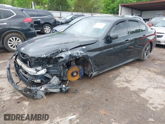 2019 BMW 5 Series M550i xDrive z VIN WBAJB9C53KB464754, wystawiony jako IAAI lot #42116407 z przebiegiem 156 418 mil mil oraz . Historia ofert i sprzedaży dostępna na DreamBid. Obrazek 2.
