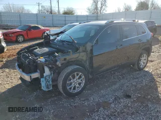 2016 Jeep Cherokee Latitude with VIN 1C4PJLCS6GW126591, listed as a Copart auction lot 85750654 with 106,428 mi miles and Salvage Title. Bid and sale history available at carsss.com. Image 1.