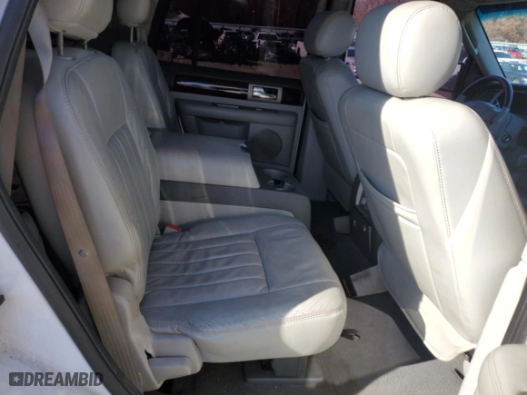 2004 Lincoln Navigator Luxury with VIN 5LMFU27R74LJ32765, listed as a Copart auction lot 86725004 with 0 mi miles and Salvage Title. Bid and sale history available at carsss.com. Image 11.