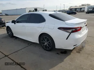 2022 Toyota Camry SE with VIN 4T1T11AK5NU645092, listed as a Copart auction lot 49741835 with 35,366 mi miles and Salvage Title. Bid and sale history available at carsss.com. Image 2.