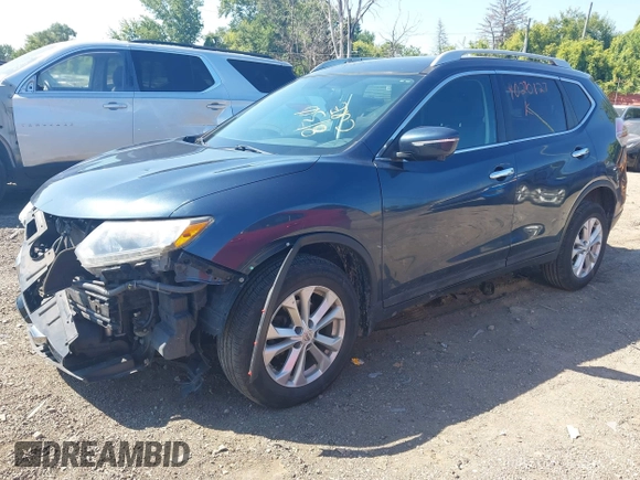 2015 Nissan Rogue SL with VIN 5N1AT2MV1FC852888, listed as a IAAI auction lot 40270127 with 132,354 mi miles and . Bid and sale history available at carsss.com. Image 2.