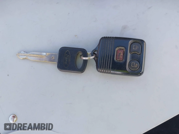 2007 Ford F-250 XL z VIN 1FTSW21P37EA76534, wystawiony jako IAAI lot #42076778 z przebiegiem Nie podano mil oraz . Historia ofert i sprzedaży dostępna na DreamBid. Obrazek 11.