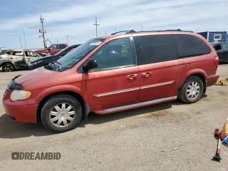 2005 Chrysler Town & Country Touring z VIN 2C4GP54L75R145464, wystawiony jako Copart lot #55846345 z przebiegiem 162 382 mil mil oraz Szkoda całkowita • Salvage title. Historia ofert i sprzedaży dostępna na DreamBid. Obrazek 1.