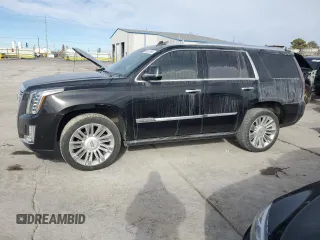 2018 Cadillac Escalade Platinum z VIN 1GYS4DKJ3JR133000, wystawiony jako Copart lot #84537584 z przebiegiem 103 735 mil mil oraz Czysty tytuł • Clean title. Historia ofert i sprzedaży dostępna na DreamBid. Obrazek 1.