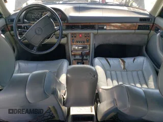 1987 Mercedes-Benz 560 with VIN WDBCA39D3HA355282, listed as a Copart auction lot 74798524 with 200,535 mi miles and Salvage Title. Bid and sale history available at DreamBid. Image 8.