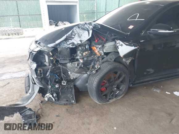 2017 Kia Optima SX Limited with VIN 5XXGV4L25HG153925, listed as a IAAI auction lot 39916010 with 102,485 mi miles and . Bid and sale history available at DreamBid. Image 6.