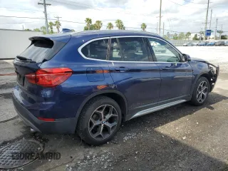 2019 BMW X1 sDrive28i z VIN WBXHU7C56K5N33695, wystawiony jako Copart lot #55492205 z przebiegiem 18 824 mil mil oraz Szkoda całkowita • Salvage title. Historia ofert i sprzedaży dostępna na DreamBid. Obrazek 3.