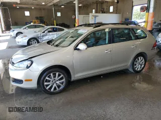 2013 Volkswagen Jetta S with VIN 3VWPP7AJ2DM638969, listed as a Copart auction lot 61233195 with 144,106 mi miles and Salvage title. Bid and sale history available at DreamBid. Image 1.