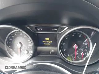 2017 Mercedes-Benz CLA 250 z VIN WDDSJ4EB7HN490559, wystawiony jako IAAI lot #41934154 z przebiegiem Nie podano mil oraz . Historia ofert i sprzedaży dostępna na DreamBid. Obrazek 7.