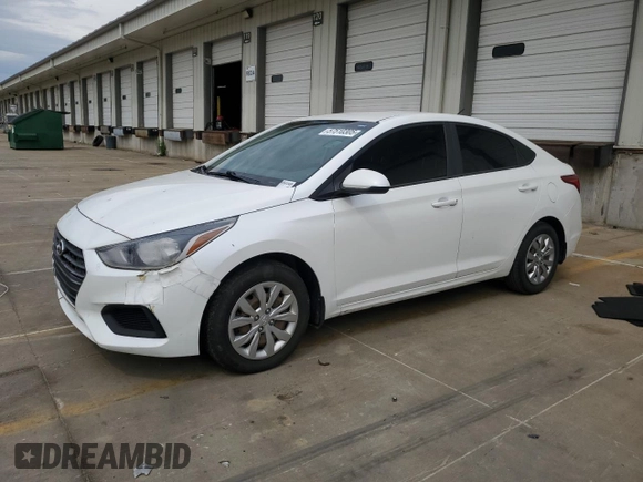 2018 Hyundai Accent SE z VIN 3KPC24A33JE034269, wystawiony jako Copart lot #57510305 z przebiegiem 140 920 mil mil oraz Czysty tytuł • Clean title. Historia ofert i sprzedaży dostępna na DreamBid. Obrazek 1.