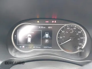 2020 Nissan Kicks SV z VIN 3N1CP5CV6LL479855, wystawiony jako IAAI lot #42112672 z przebiegiem 32 917 mil mil oraz . Historia ofert i sprzedaży dostępna na DreamBid. Obrazek 7.