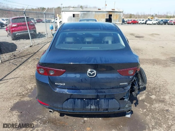 2021 Mazda Mazda3 Sedan Select with VIN JM1BPABL4M1326899, listed as a IAAI auction lot 41780778 with 26,575 mi miles. Bid and sale history available at carsss.com. Image 16.