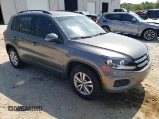 2017 Volkswagen Tiguan S z VIN WVGAV7AX9HK018499, wystawiony jako Copart lot #62606655 z przebiegiem 77 991 mil mil oraz Szkoda całkowita • Salvage title. Historia ofert i sprzedaży dostępna na DreamBid. Obrazek 4.