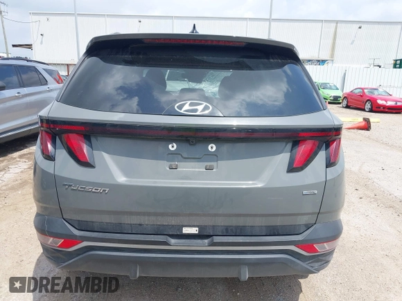 2024 Hyundai Tucson SEL with VIN 5NMJBCDE1RH340504, listed as a IAAI auction lot 42115650 with 39,056 mi miles. Bid and sale history available at carsss.com. Image 17.