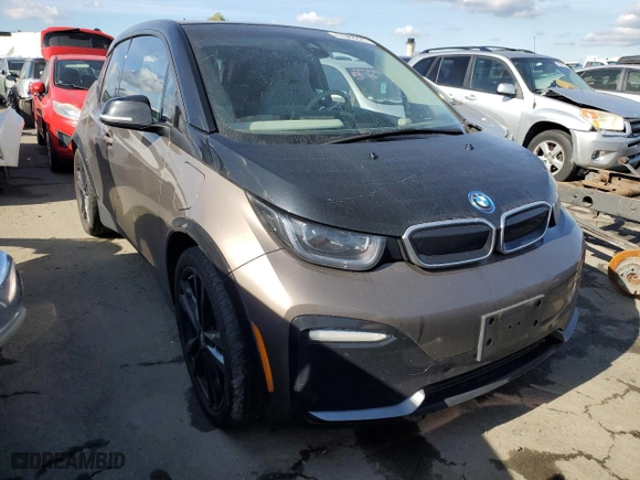 2019 BMW i3 s with VIN WBY8P8C50K7D94101, listed as a Copart auction lot 41942224 with 68,924 mi miles. Bid and sale history available at carsss.com. Image 4.