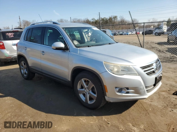 2010 Volkswagen Tiguan with VIN WVGAV9AX3AW530706, listed as a Copart auction lot 44738295 with 133,412 mi miles and Clean Title. Bid and sale history available at DreamBid. Image 4.