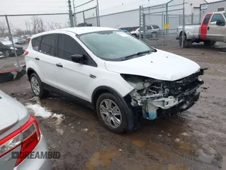 2014 Ford Escape S with VIN 1FMCU0F73EUB09490, listed as a IAAI auction lot 41557088 with 247,187 mi miles. Bid and sale history available at carsss.com. Image 1.