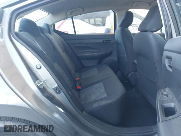 2020 Nissan Versa S z VIN 3N1CN8DV2LL916868, wystawiony jako IAAI lot #41960179 z przebiegiem 22 034 mil mil oraz . Historia ofert i sprzedaży dostępna na DreamBid. Obrazek 8.