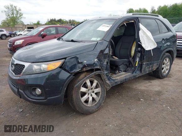 2013 Kia Sorento LX with VIN 5XYKTCA67DG405003, listed as a IAAI auction lot 42253887 with 197,093 mi miles and . Bid and sale history available at DreamBid. Image 18.