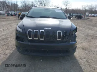2017 Jeep Cherokee Sport с VIN 1C4PJLAB7HW669467, выставлен на аукционе IAAI как лот 41849030 с пробегом 170 265 миль миль и . История ставок и продаж доступна на DreamBid. Изображение 12.