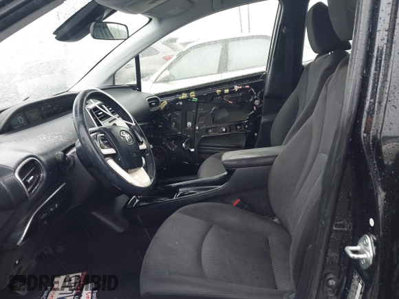 2017 Toyota Prius Two with VIN JTDKARFU8H3051986, listed as a IAAI auction lot 41579576 with 287,322 mi miles. Bid and sale history available at carsss.com. Image 5.